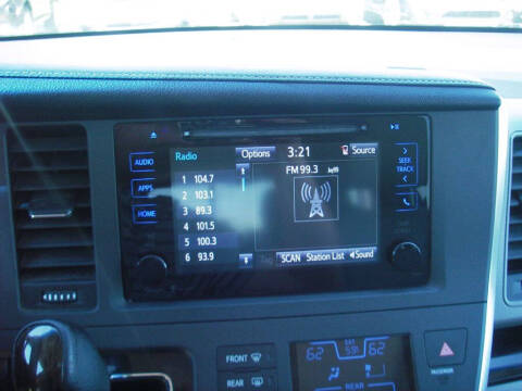 2015 Toyota Sienna