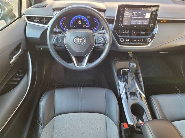 2022 Toyota Corolla Hatchback XSE