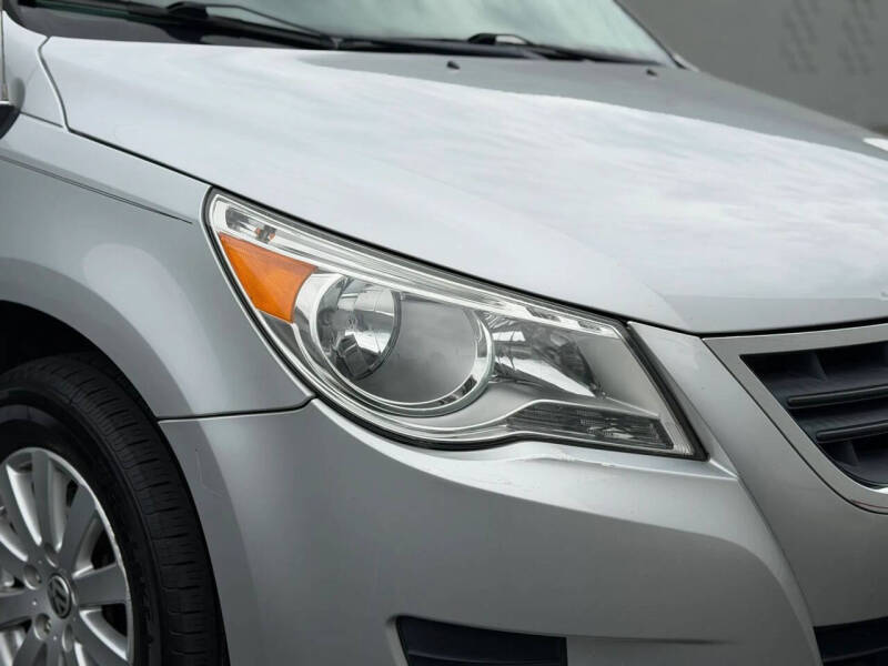 2009 Volkswagen Routan