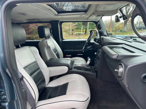 2005 HUMMER H2 Lux Series