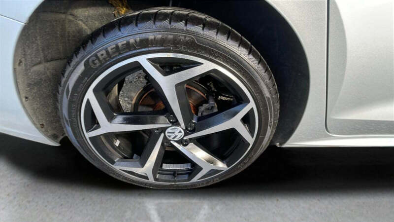 2020 Volkswagen Passat R-Line