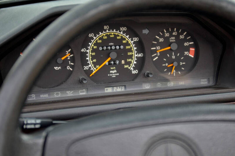 1995 Mercedes-Benz E-Class E 320