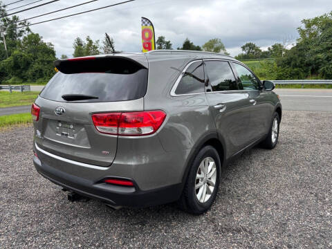2017 Kia Sorento LX