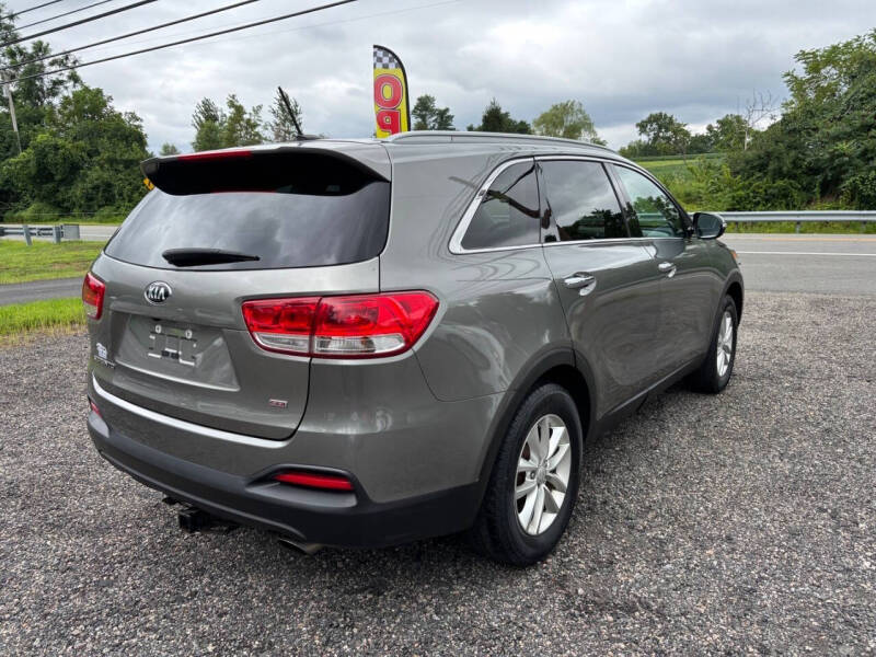 2017 Kia Sorento LX