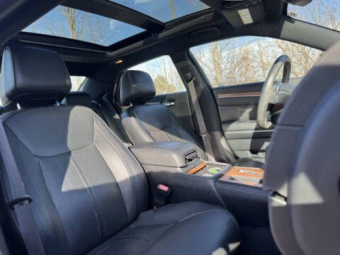 2012 Chrysler 300 C Luxury Series