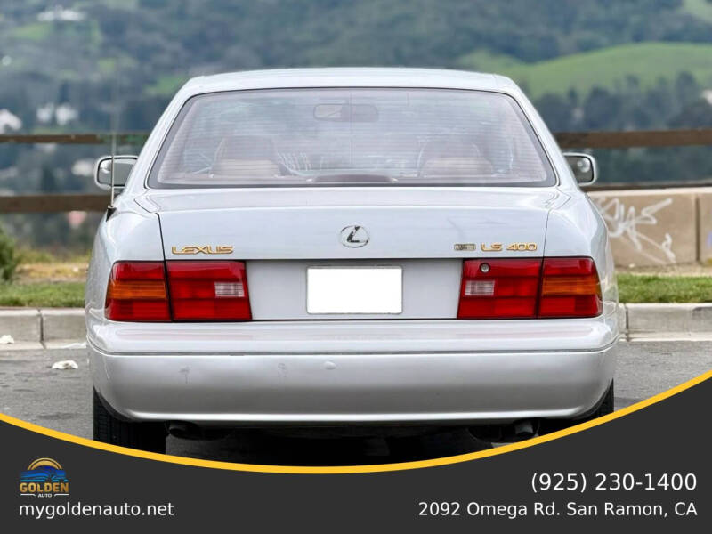 1997 Lexus LS 400