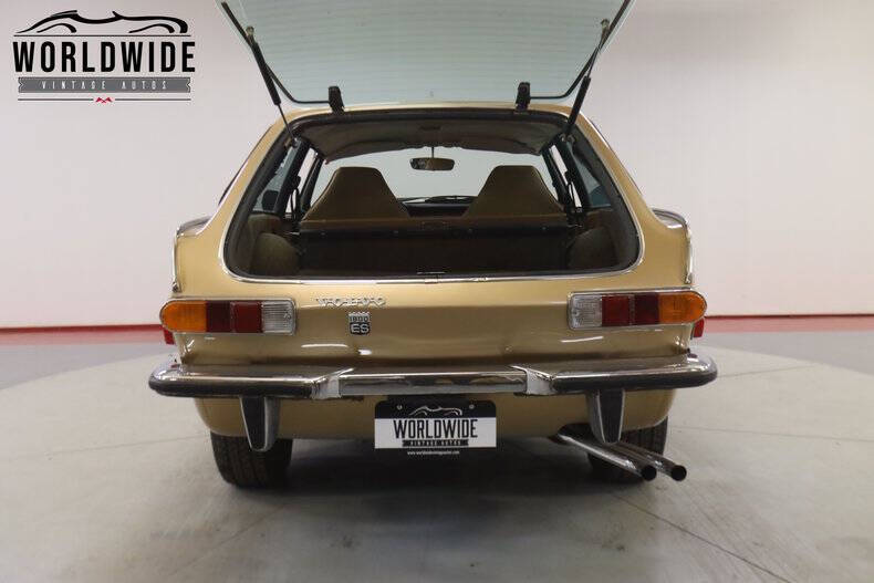 1972 Volvo P1800