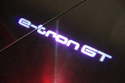 2024 Audi e-tron GT quattro Premium Plus