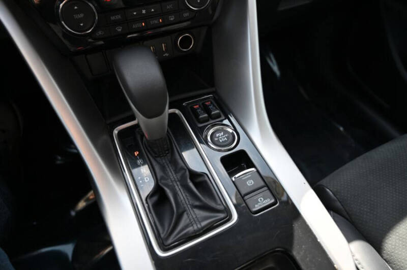 2024 Mitsubishi Eclipse Cross