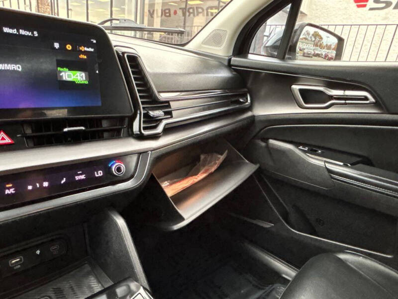 2023 Kia Sportage EX