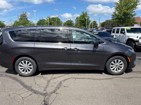 2018 Chrysler Pacifica Touring Plus