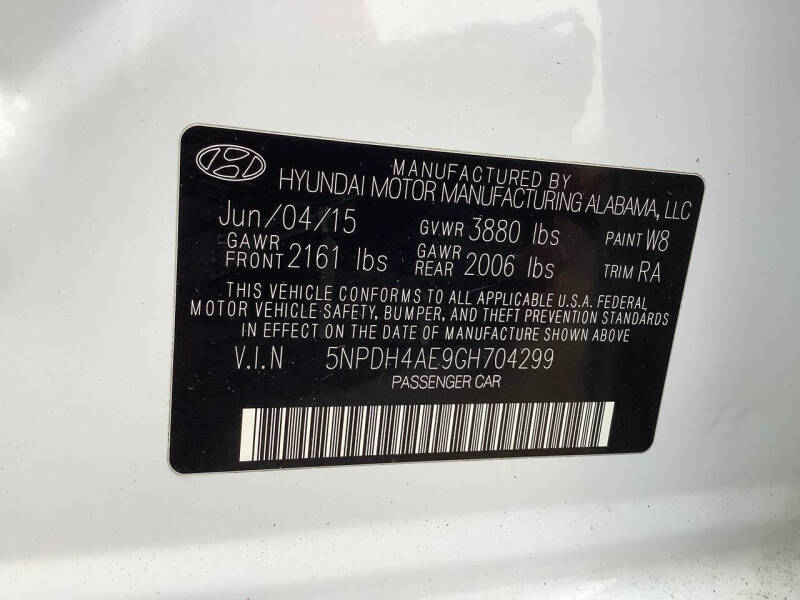 2016 Hyundai Elantra SE