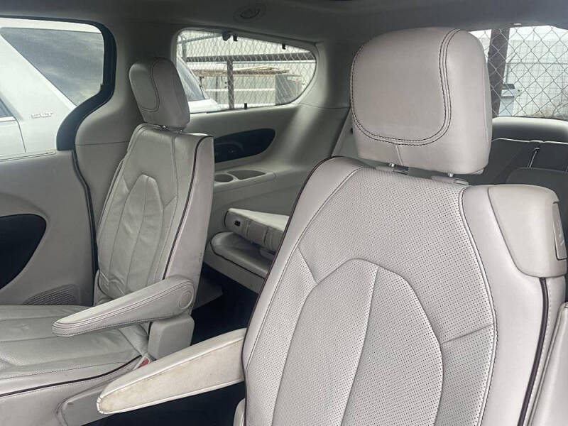 2017 Chrysler Pacifica Limited