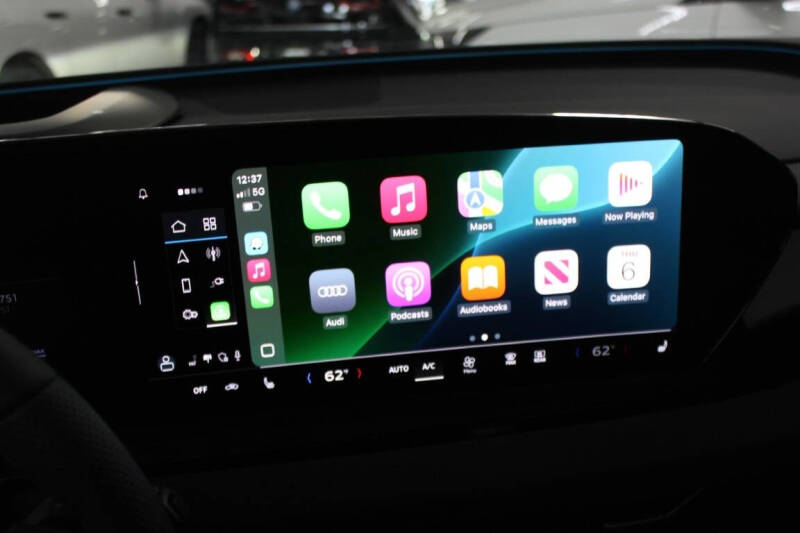 2025 Audi SQ6 e-tron quattro Premium Plus