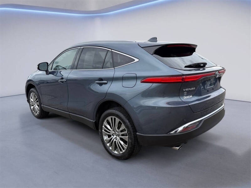 2023 Toyota Venza XLE