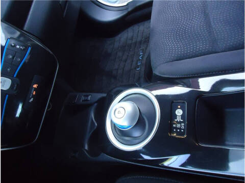 2016 Nissan LEAF