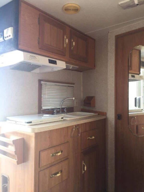 2000 SUNDOWNER 4 HORSE
