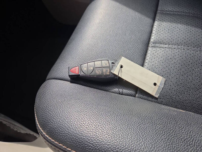 2014 Chrysler Town and Country Touring-L