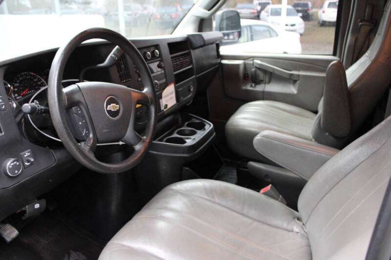 2016 Chevrolet Express 2500