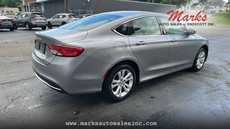 2015 Chrysler 200 Limited