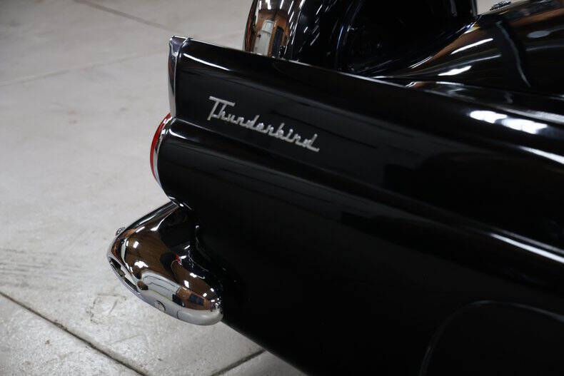 1956 Ford Thunderbird