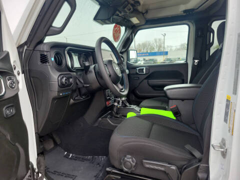 2025 Jeep Wrangler Rubicon 4xe
