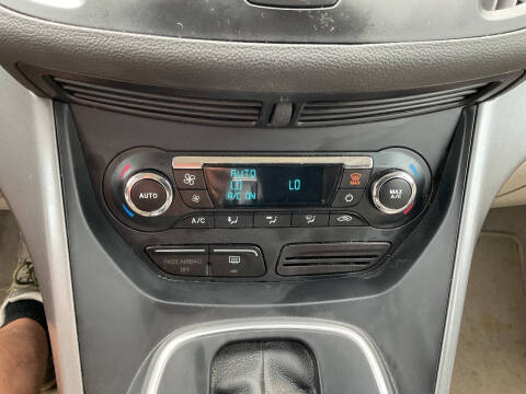 2014 Ford C-MAX Hybrid SE