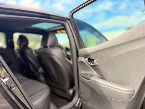 2019 Hyundai Veloster