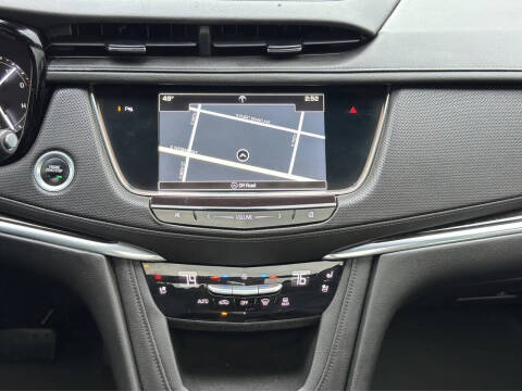 2017 Cadillac XT5 Premium Luxury