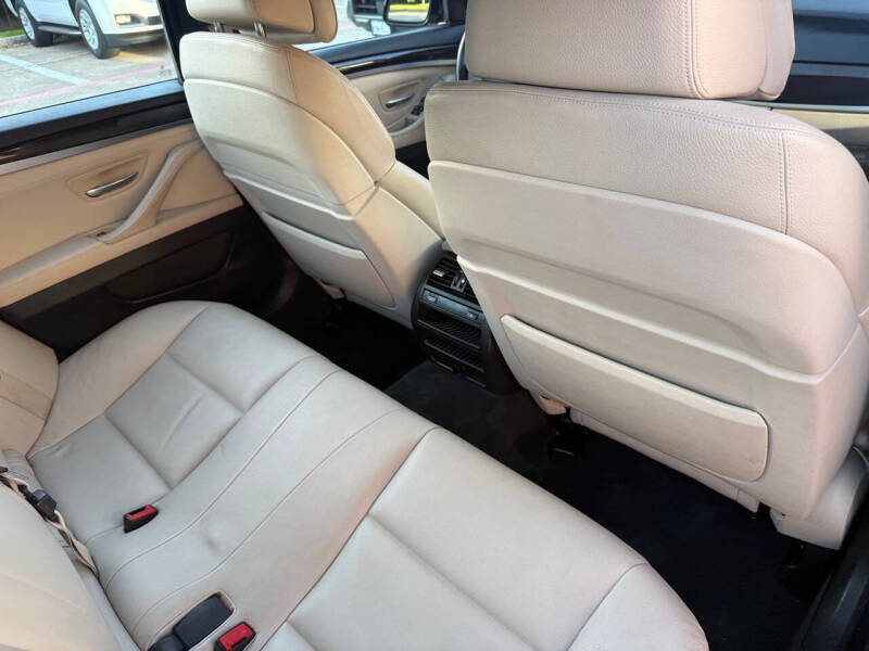 2012 BMW 5 Series 535i