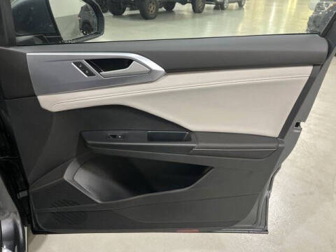 2026 Volkswagen Taos SE 4Motion