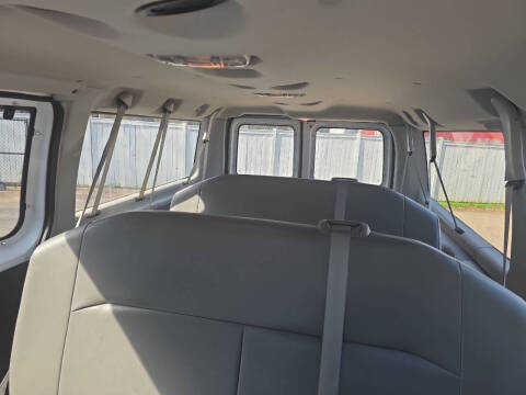 2014 Ford E-Series E-350 SD XL