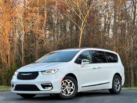 2022 Chrysler Pacifica for sale at Sebar Inc. in Greensboro NC