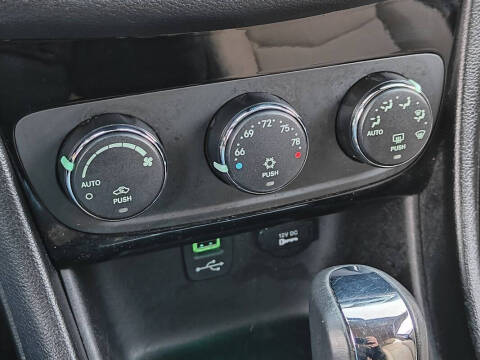 2014 Chrysler 200 Touring