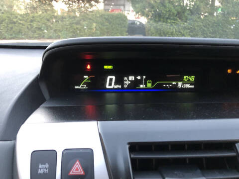 2012 Toyota Prius v Five