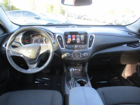 2017 Chevrolet Malibu LT