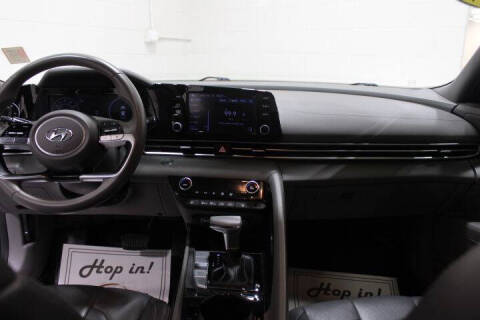 2022 Hyundai Elantra