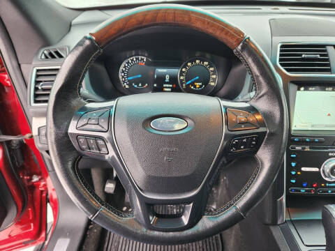 2017 Ford Explorer Platinum