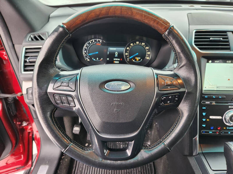 2017 Ford Explorer Platinum