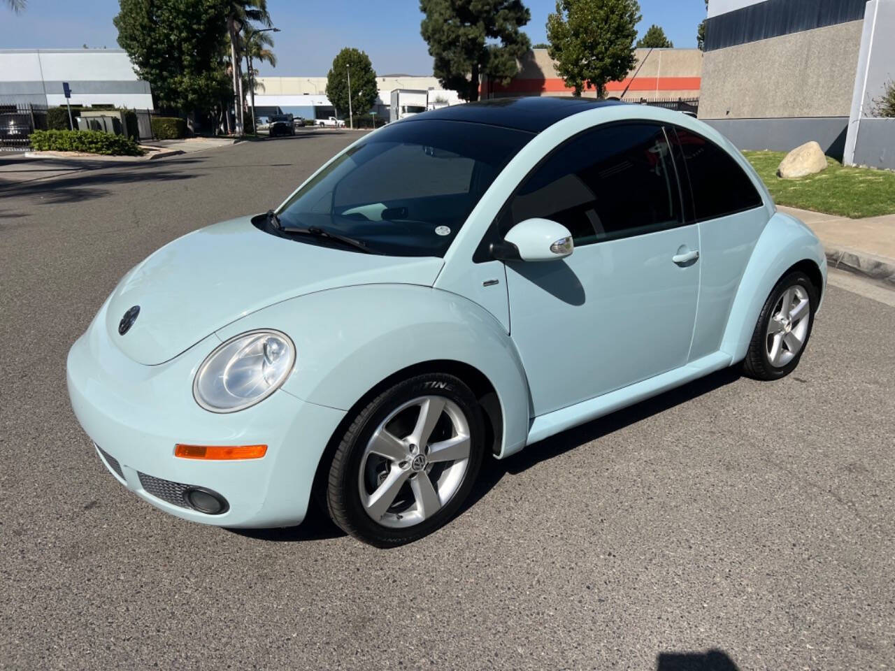 2010 Volkswagen New Beetle for sale at ZRV AUTO INC in Brea, CA