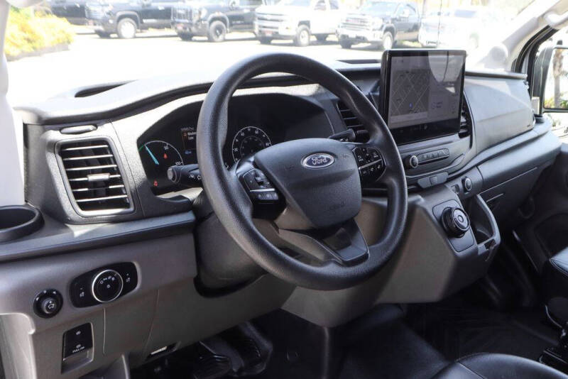 2023 Ford E-Transit
