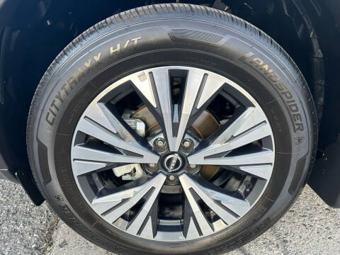 2022 Nissan Rogue SV