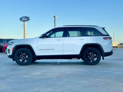 2023 Jeep Grand Cherokee Altitude