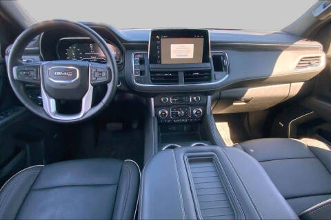2024 GMC Yukon XL SLT