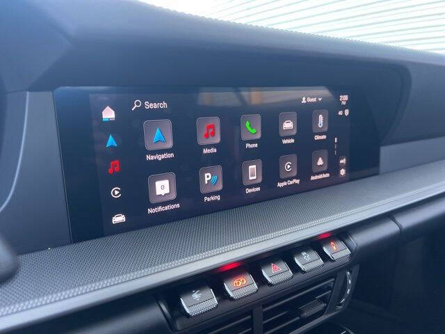 2025 Porsche 911 Carrera