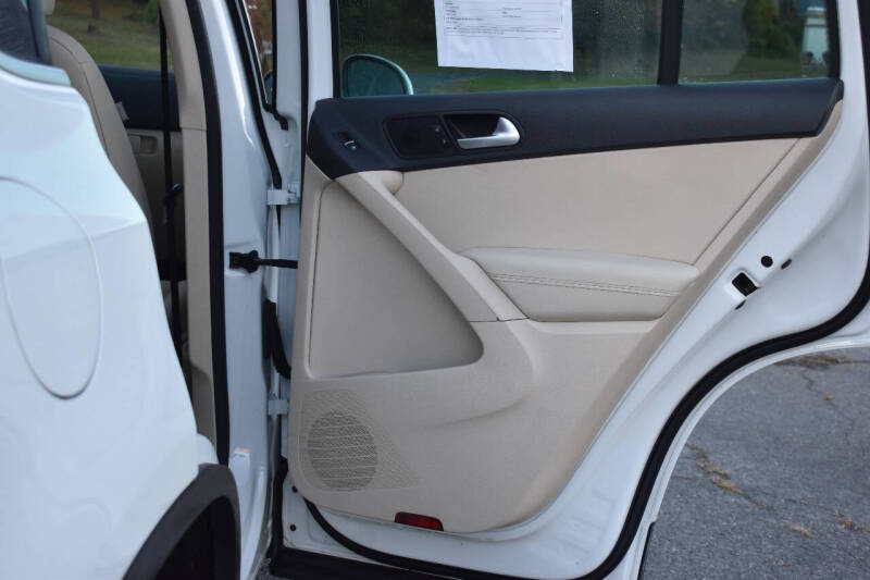 2016 Volkswagen Tiguan 2.0T SE