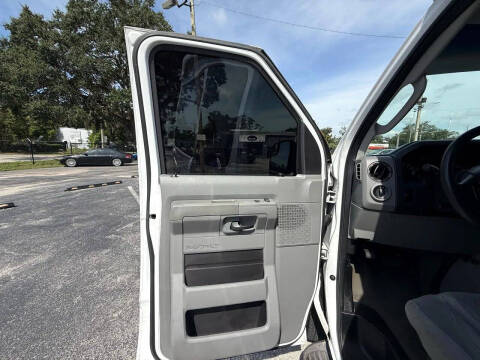 2011 Ford E-Series E-150
