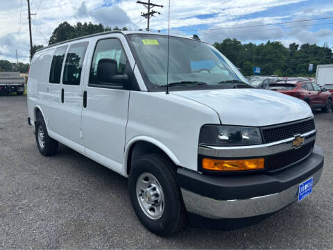 2025 Chevrolet Express 2500