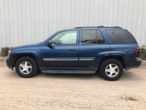 2002 Chevrolet TrailBlazer for sale at Gerdes Auto & Truck Sales & Service Inc in Amboy IL