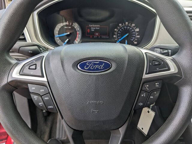 2015 Ford Fusion 22